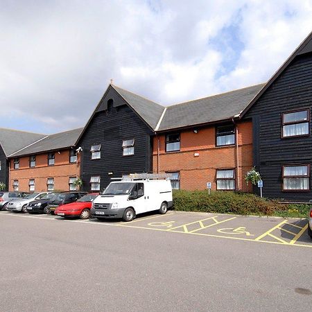 Premier Inn Poole Centre Exterior photo