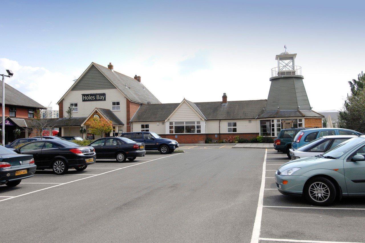 Premier Inn Poole Centre Exterior photo